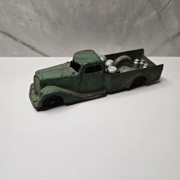 Vintage Tootsie Toy Pickup Truck - Picture 2 of 6